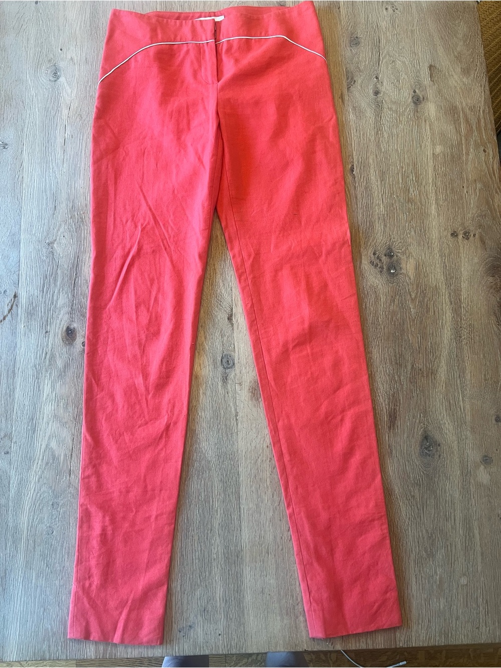 Cacharel - made in Italy Coral Slim Pants w white piping